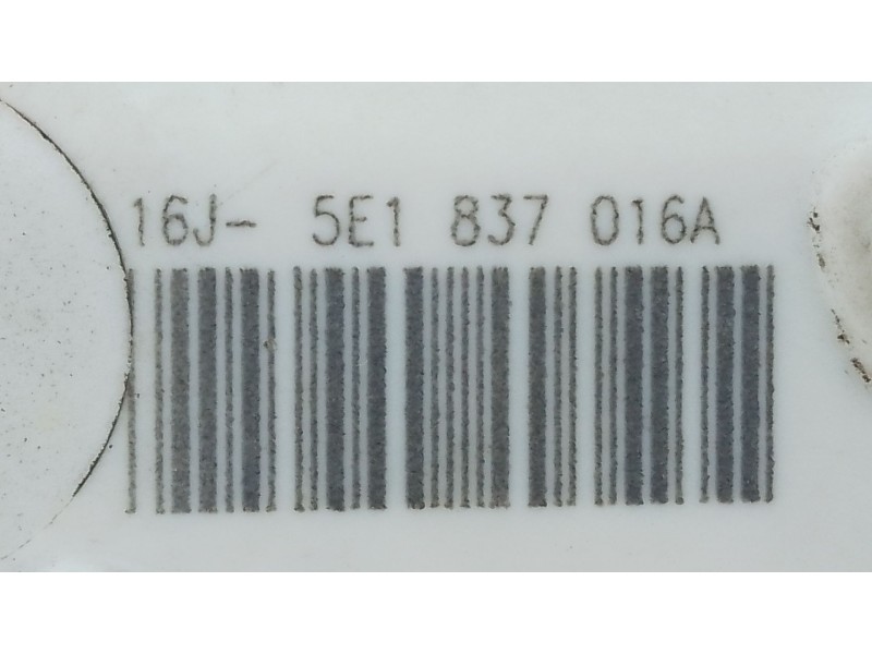 Recambio de cerradura puerta delantera derecha para skoda octavia iii (5e3, nl3, nr3) 2.0 tdi referencia OEM IAM 5E1837016A  E1-