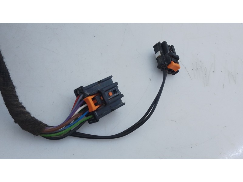 Recambio de retrovisor derecho electrico para peugeot 2008 (p1) style referencia OEM IAM 98271325XT  E1-A4-2-1