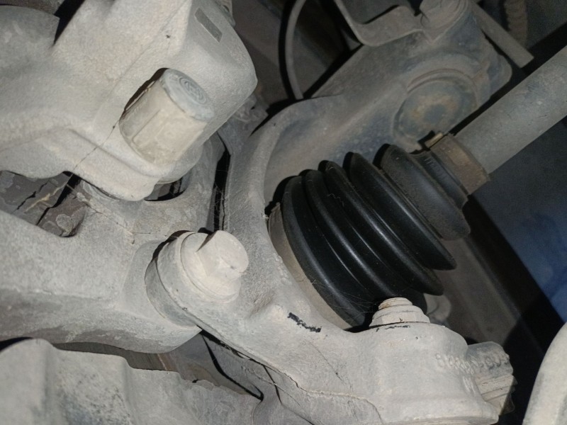 Recambio de mangueta delantera izquierda para bmw x4 (f26) xdrive 20 d referencia OEM IAM   