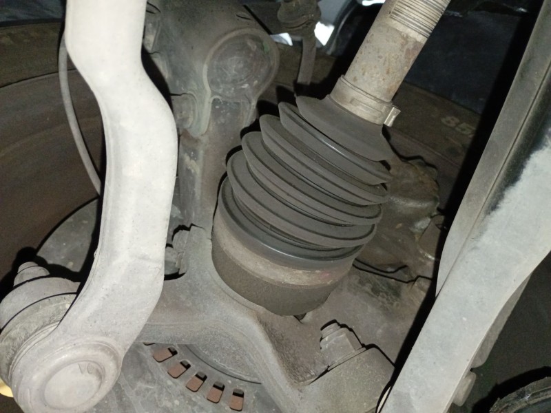 Recambio de mangueta delantera izquierda para renault clio v (b7_) 1.0 lpg (b7mt) referencia OEM IAM   