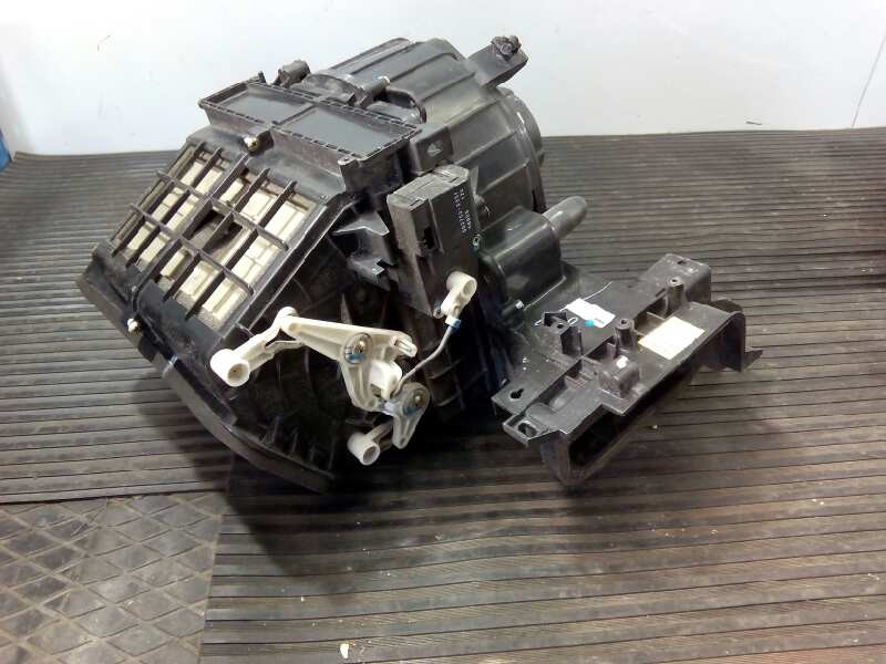 Recambio de mueble calefaccion para mitsubishi l 200 (ka0/kb0) referencia OEM IAM 5027523350 68905 E2-B4-44-1