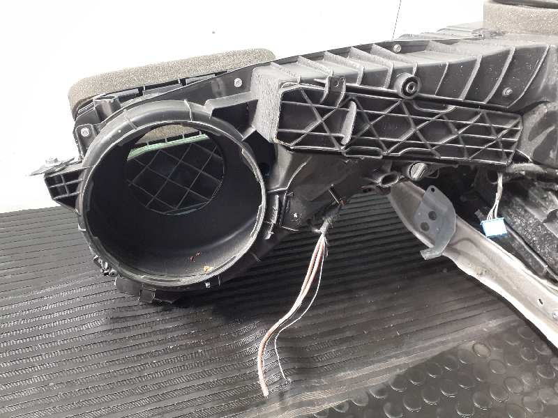 Recambio de mueble calefaccion para skoda octavia berlina (1z3) elegance referencia OEM IAM 1K1820308  P2-B4-6