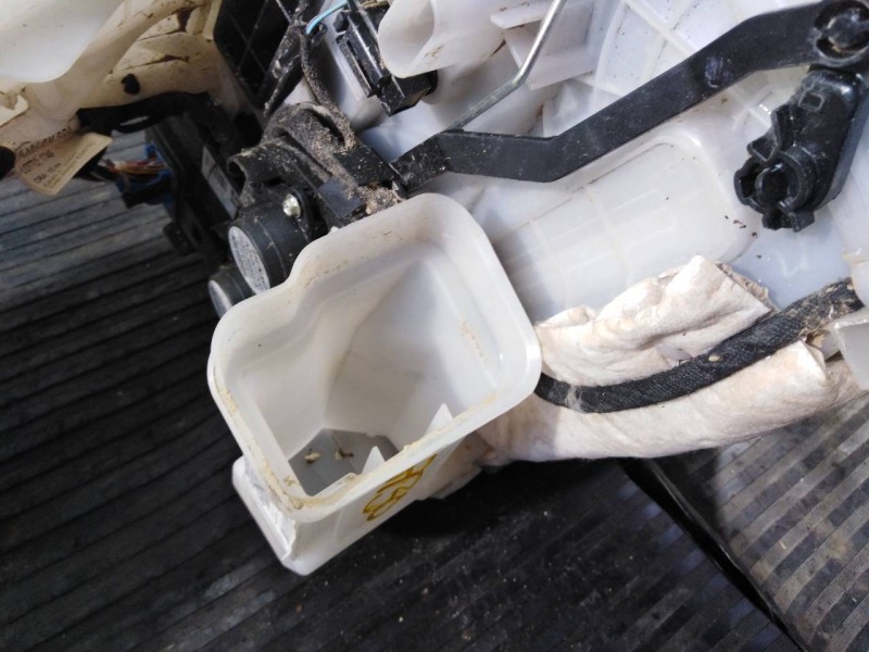 Recambio de mueble calefaccion para opel grandland x excellence referencia OEM IAM   P2-B4-5