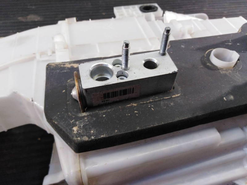 Recambio de mueble calefaccion para opel grandland x excellence referencia OEM IAM   P2-B4-5