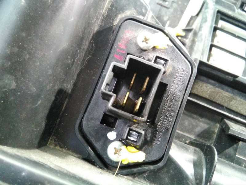 Recambio de mueble calefaccion para ssangyong rodius referencia OEM IAM 6810021002  P2-B4-1