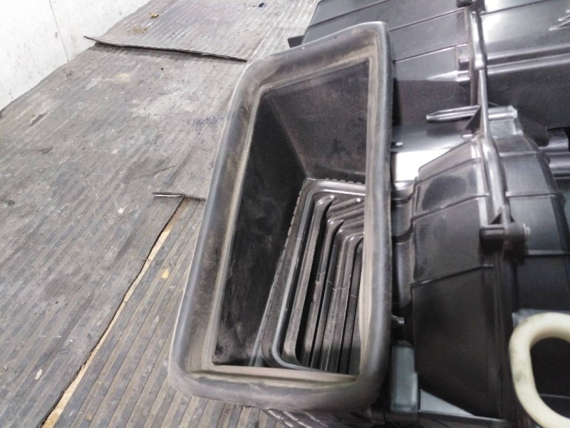 Recambio de mueble calefaccion para mercedes-benz clase a (w176) a 220 cdi 4matic (176.005) referencia OEM IAM A2468301500 CZ443