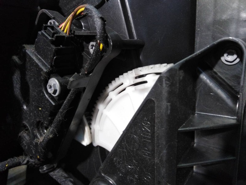 Recambio de mueble calefaccion para mercedes-benz clase a (w176) a 220 cdi 4matic (176.005) referencia OEM IAM A2468301500 CZ443