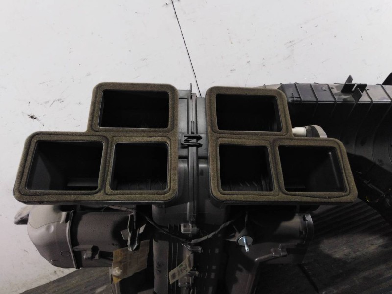 Recambio de mueble calefaccion para mercedes-benz clase a (w176) a 220 cdi 4matic (176.005) referencia OEM IAM A2468301500 CZ443