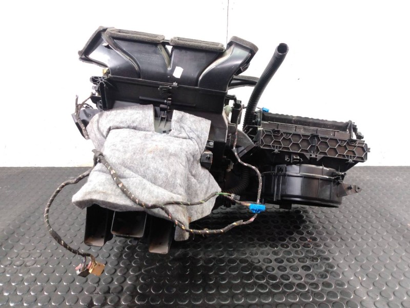 Recambio de mueble calefaccion para skoda octavia combi (5e5) ambition referencia OEM IAM 5Q1816005AK  P2-B4-6