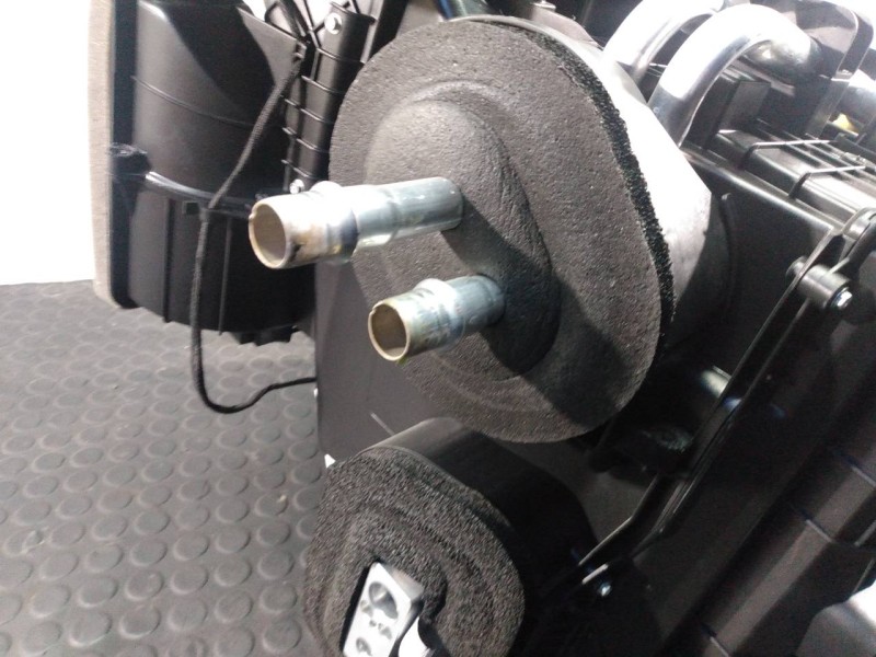 Recambio de mueble calefaccion para renault master kasten l1h1 ka 3,5t referencia OEM IAM 272702687R  P2-A2-30