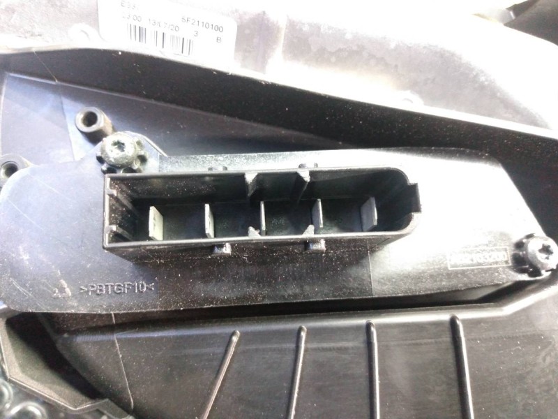 Recambio de mueble calefaccion para renault master kasten l1h1 ka 3,5t referencia OEM IAM 272702687R  P2-A2-30