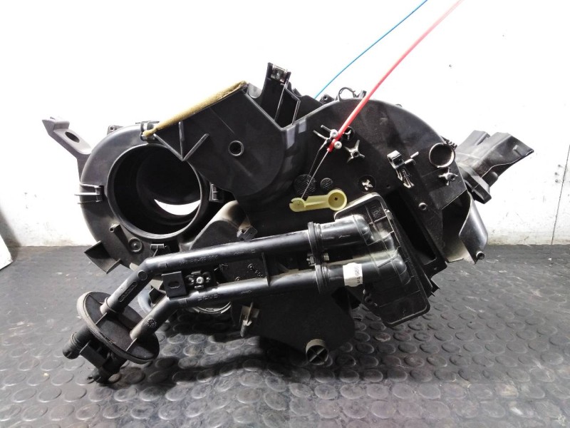 Recambio de mueble calefaccion para citroën c4 berlina collection referencia OEM IAM 96819063XT P0910001 P2-B2-6
