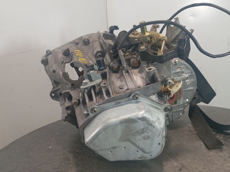 Recambio de caja cambios para citroën c5 berlina referencia OEM IAM 20LM23  M1-B2-83