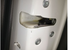 CERRADURA PUERTA TRASERA DERECHA 