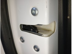 CERRADURA PUERTA DELANTERA IZQUIERDA 