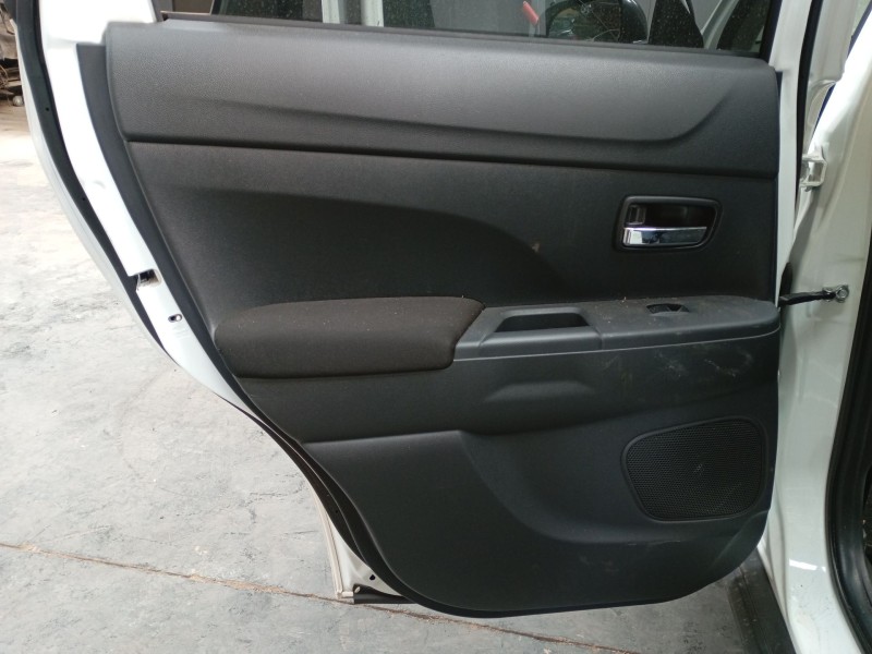 Recambio de guarnecido puerta trasera izquierda para mitsubishi asx (ga_w_) 1.8 di-d (ga6w) referencia OEM IAM   