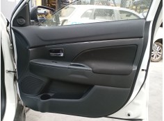 GUARNECIDO PUERTA DELANTERA DERECHA 