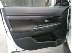 GUARNECIDO PUERTA DELANTERA IZQUIERDA 