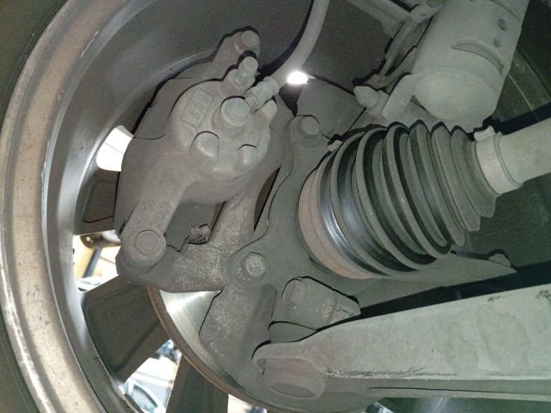 Recambio de mangueta delantera derecha para mitsubishi asx (ga_w_) 1.8 di-d (ga6w) referencia OEM IAM   