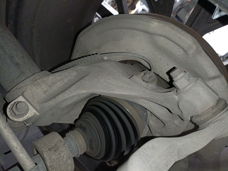 Recambio de mangueta delantera derecha para bmw x2 (f39) sdrive 18 d referencia OEM IAM   