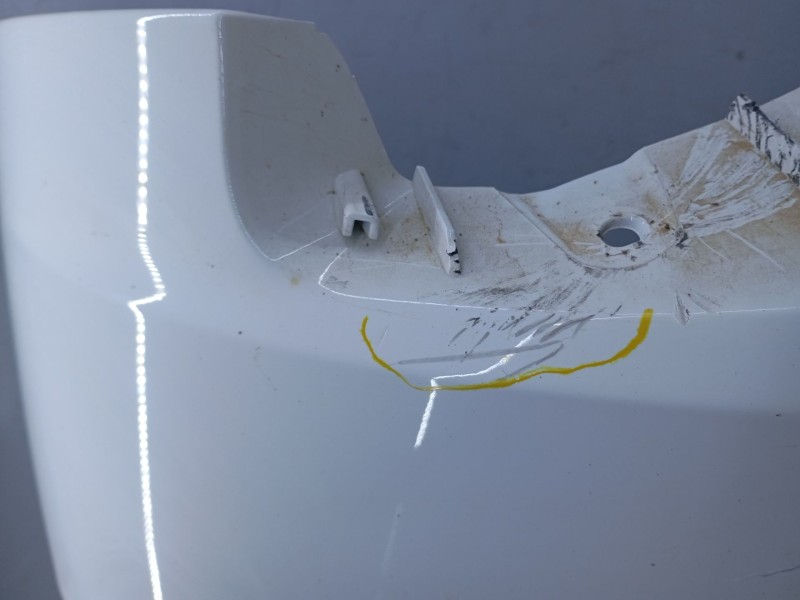 Recambio de paragolpes trasero para ssangyong tivoli 1.2 referencia OEM IAM   