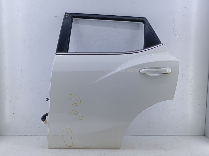 Recambio de puerta trasera izquierda para ssangyong tivoli 1.2 referencia OEM IAM   E4-A1-10