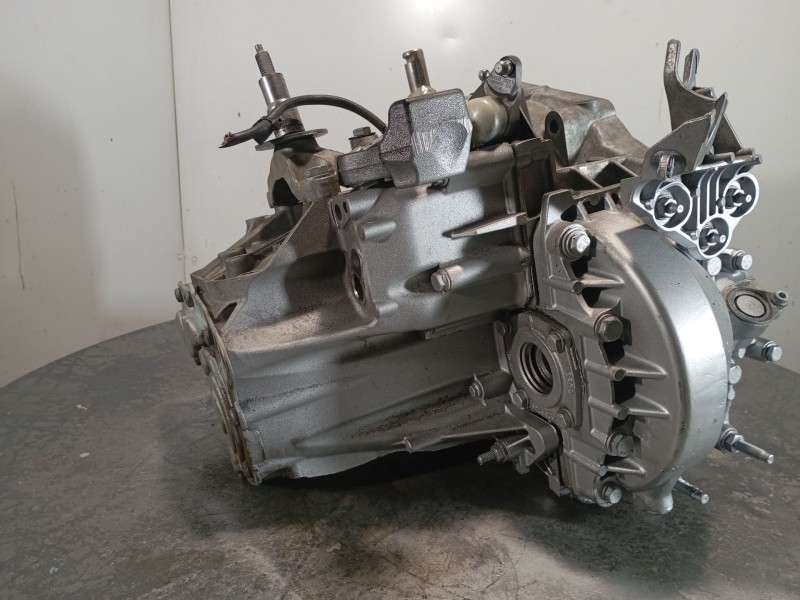 Recambio de caja cambios para peugeot 5008 sport pack referencia OEM IAM 20MB26  M1-B2-49