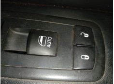 MANDO ELEVALUNAS DELANTERO DERECHO 