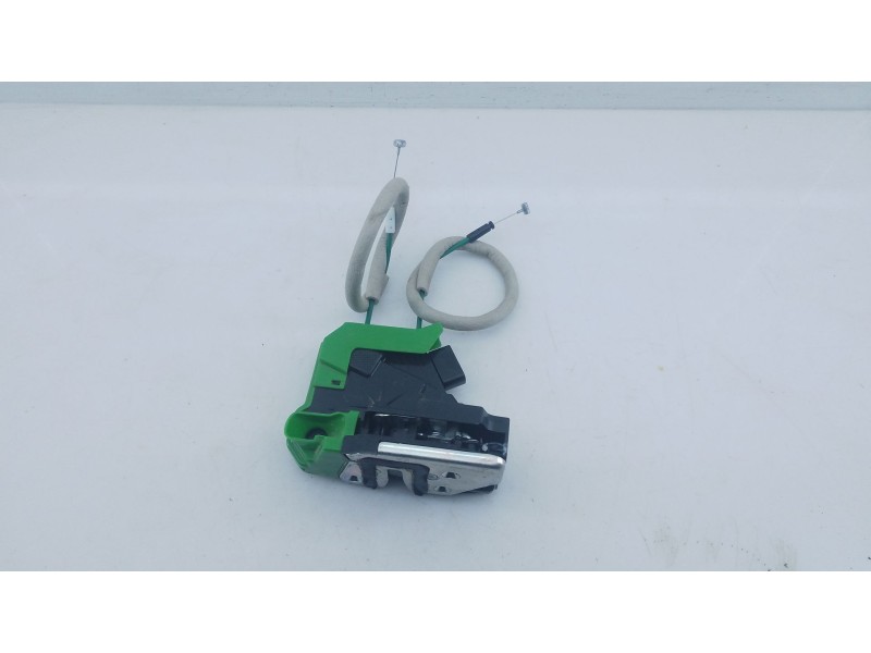 Recambio de cerradura puerta delantera derecha para ssangyong tivoli 1.2 referencia OEM IAM   