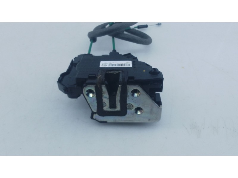 Recambio de cerradura puerta trasera izquierda para ssangyong tivoli 1.2 referencia OEM IAM   