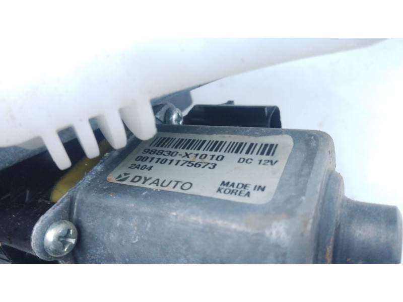 Recambio de elevalunas trasero izquierdo para ssangyong tivoli 1.2 referencia OEM IAM   