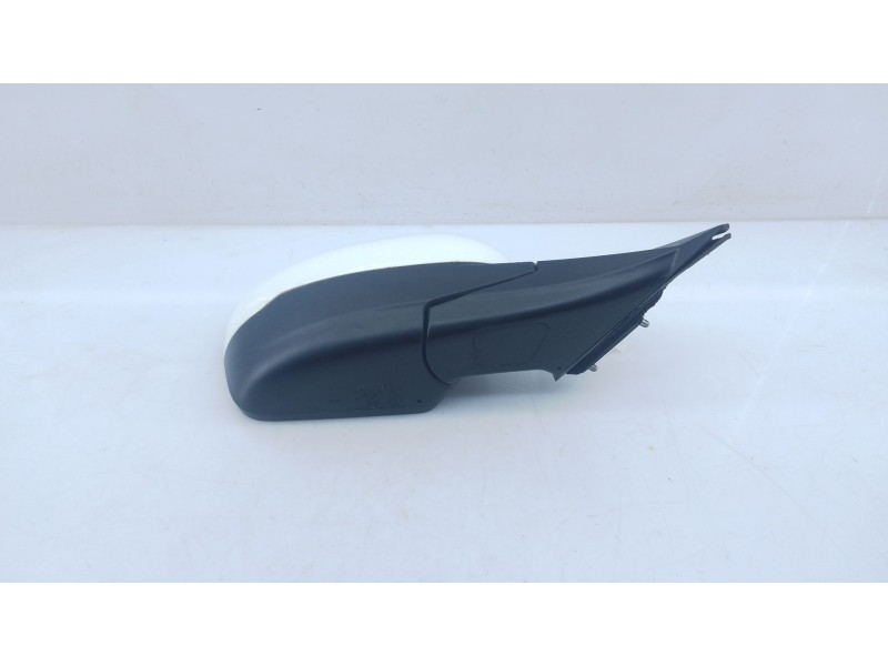 Recambio de retrovisor derecho electrico para ssangyong tivoli 1.2 referencia OEM IAM   