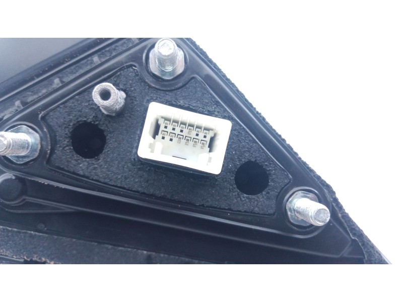 Recambio de retrovisor derecho electrico para ssangyong tivoli 1.2 referencia OEM IAM   