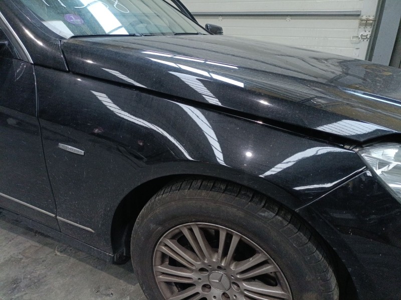 Recambio de aleta delantera derecha para mercedes-benz clase e (w212) e 350 cgi (212.057) referencia OEM IAM   