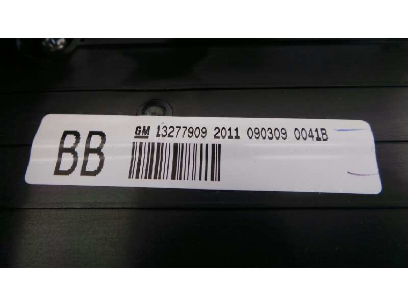 Recambio de sistema de audio/ radio usb para opel insignia berlina excellence referencia OEM IAM 13277909 13317120 E3-A5-17-5