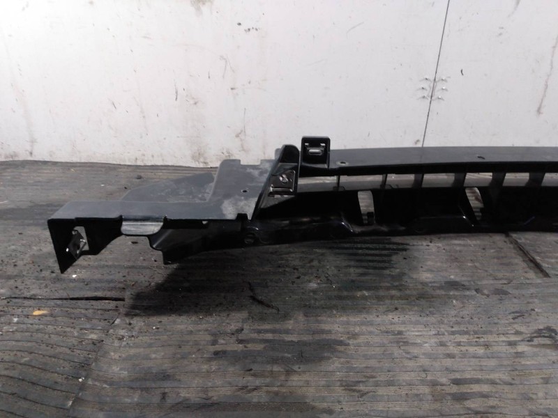 Recambio de soporte paragolpes para land rover evoque pure referencia OEM IAM LR094157  P2-A2-22