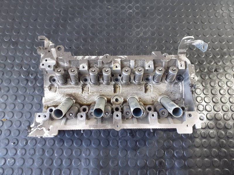 Recambio de culata motor para mitsubishi outlander (gf0) referencia OEM IAM   P1-A7-2