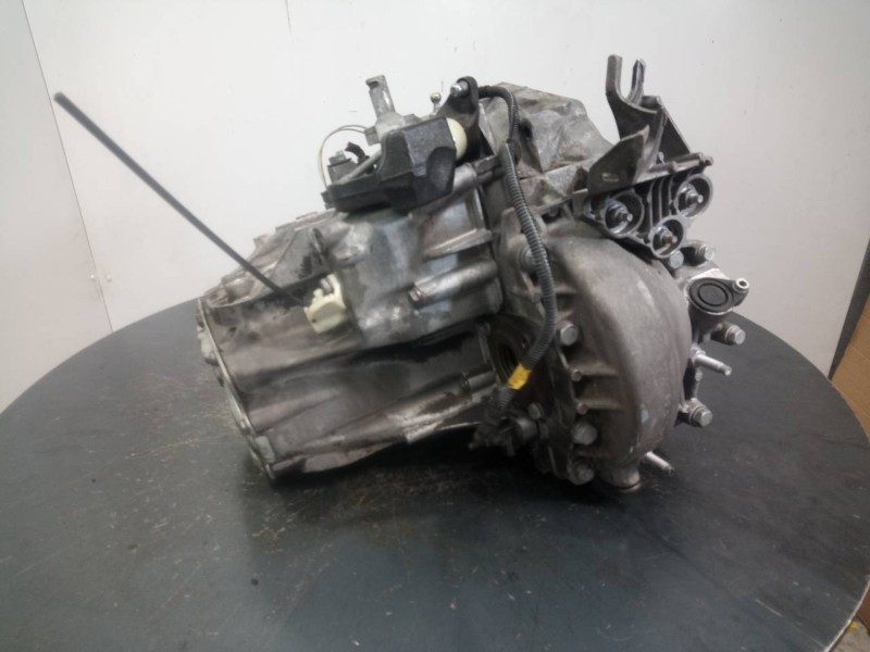 Recambio de caja cambios para peugeot 308 sw premium referencia OEM IAM 20MB26  M1-B2-46