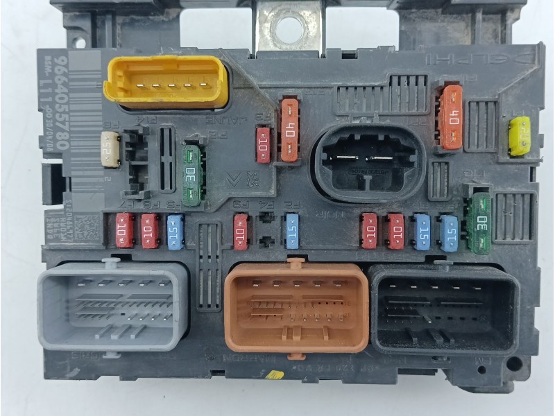 Recambio de caja reles / fusibles para peugeot 207 1.4 hdi referencia OEM IAM 9664055780  E3-B2-31-3