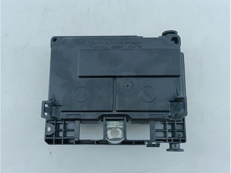 Recambio de caja reles / fusibles para peugeot 407 (6d_) 2.0 (6drfnb, 6drfne) referencia OEM IAM S118983001J  E3-B2-31-3