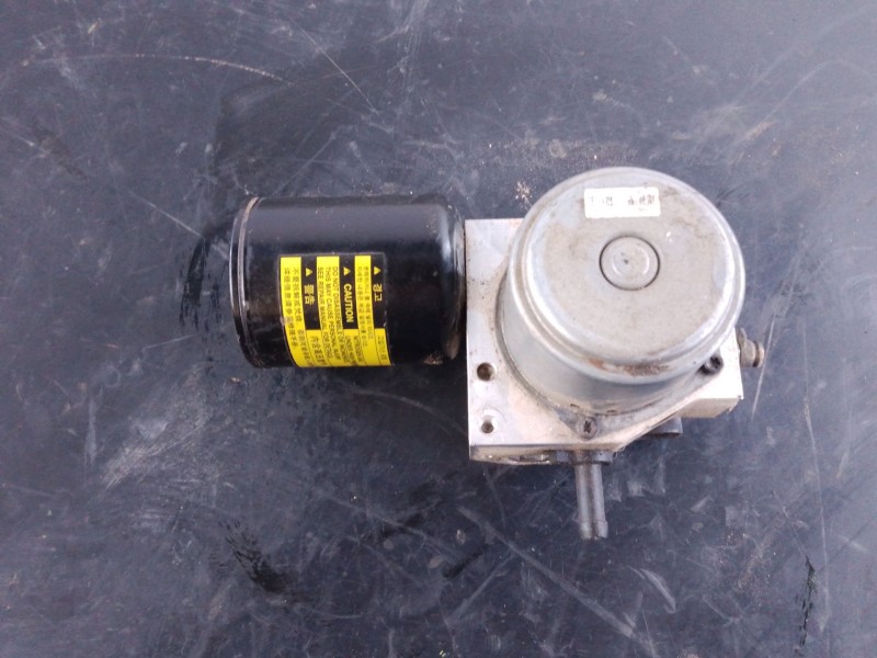 Recambio de bomba abs para hyundai ioniq hybrid referencia OEM IAM 58600G2300  P3-A8-5-3