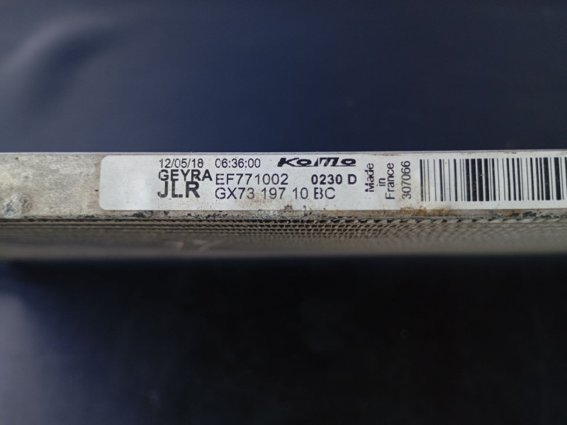 Recambio de condensador / radiador aire acondicionado para land rover range rover velar referencia OEM IAM EF771002 GX7319710BC 