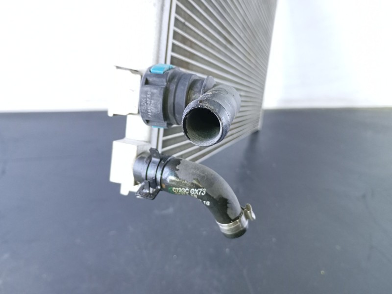 Recambio de intercooler para land rover range rover velar referencia OEM IAM GX738K230BB  P2-A11-1