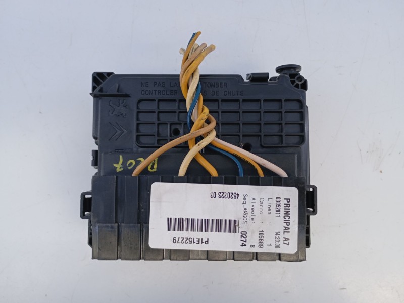 Recambio de caja reles / fusibles para peugeot 207 referencia OEM IAM 9667199780  E3-B2-31-2