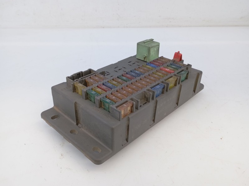 Recambio de caja reles / fusibles para mini mini (r50,r53) cooper referencia OEM IAM 518030317  E3-A2-26-3