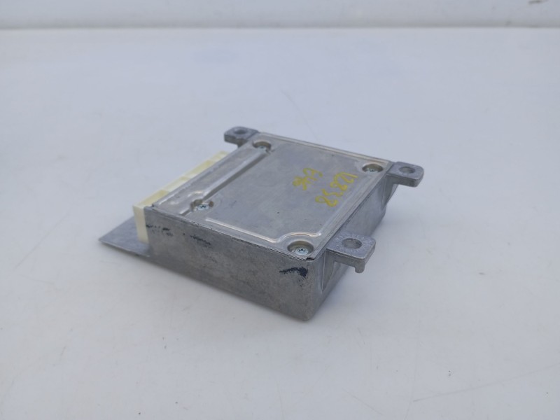 Recambio de centralita airbag para bmw serie 3 berlina (e46) referencia OEM IAM 65778372521  E3-A2-36-1