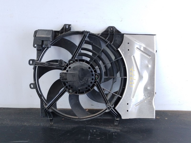 Recambio de electroventilador para peugeot 208 active referencia OEM IAM 9801666680  P2-B8-5