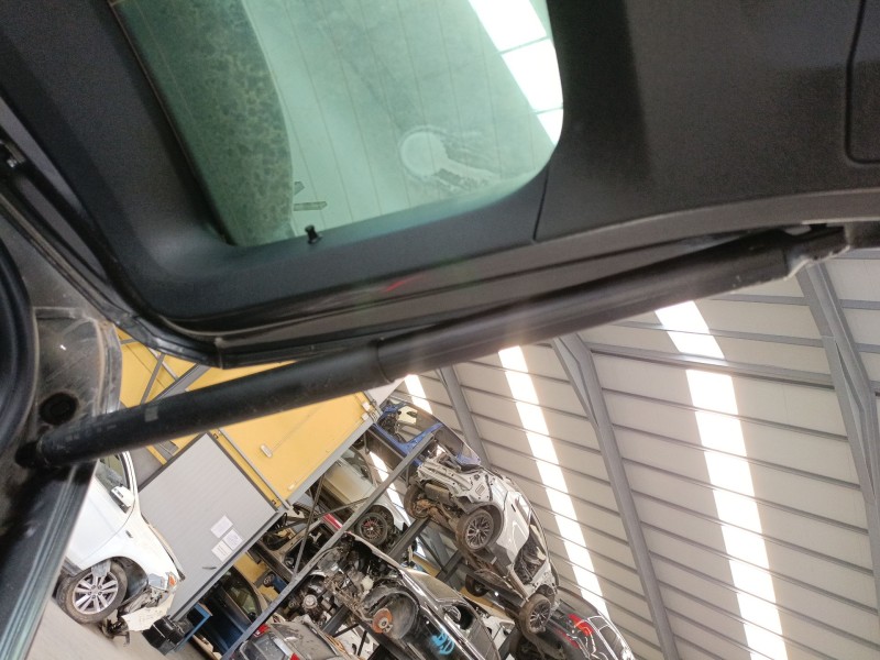 Recambio de amortiguador porton trasero derecho para skoda karoq (nu7, nd7) 1.5 tsi referencia OEM IAM 57A827780A  