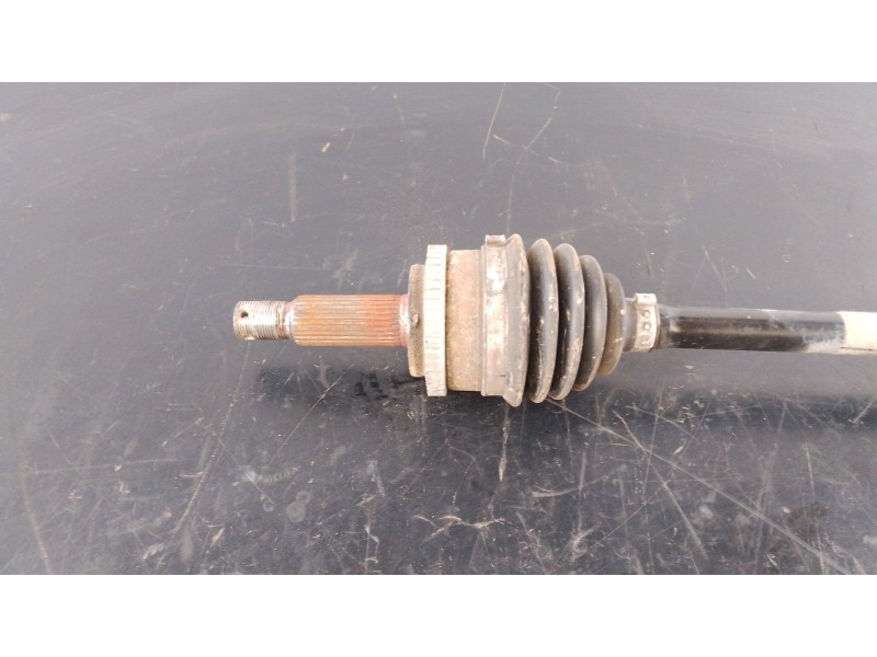 Recambio de transmision delantera izquierda para renault clio iii (br0/1, cr0/1) 1.5 dci (br17, cr17) referencia OEM IAM   P1-A6