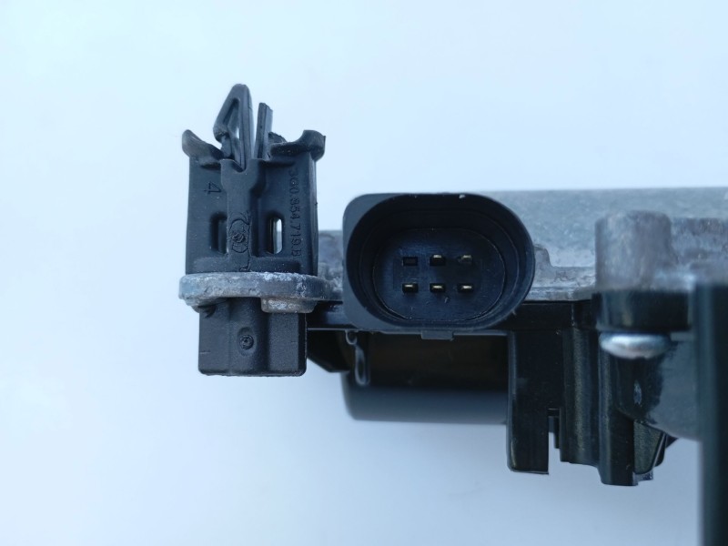 Recambio de motor cierre centralizado porton para skoda octavia iv combi (nx5, pv5) 2.0 tdi referencia OEM IAM 5TA827887B  E1-A5